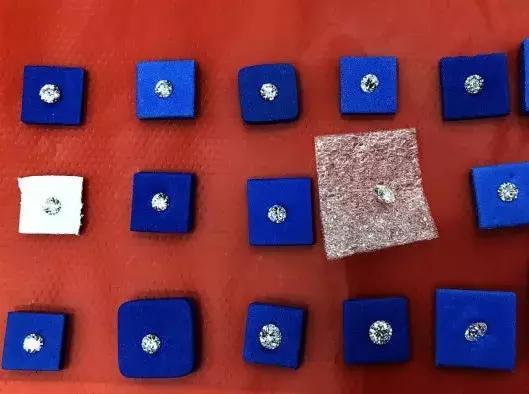 海关查获行李箱手表,带表盒子海关查不查