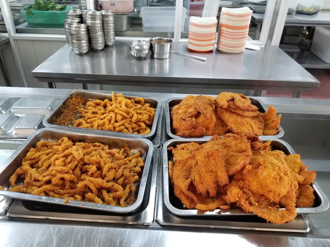 2021年郑州小升初择校必看的15所热门民办初中食宿情况集合