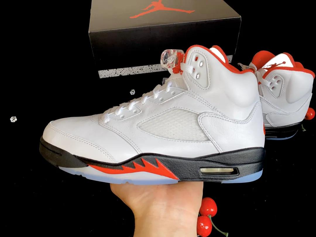 社区精选|开箱AJ5流川枫