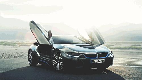 6年仅售2万辆，为何宝马i8依旧会被历史铭记？