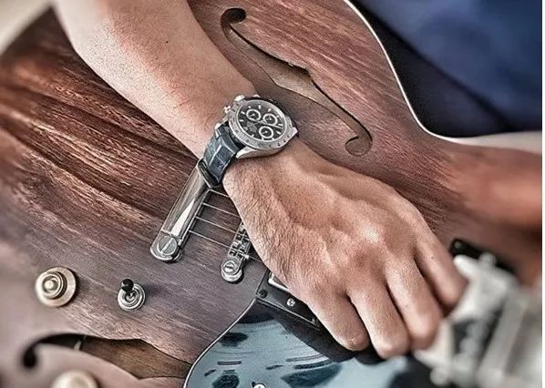 手表进水最快解决方法不用拆开,手表进水要怎么办最快最有效