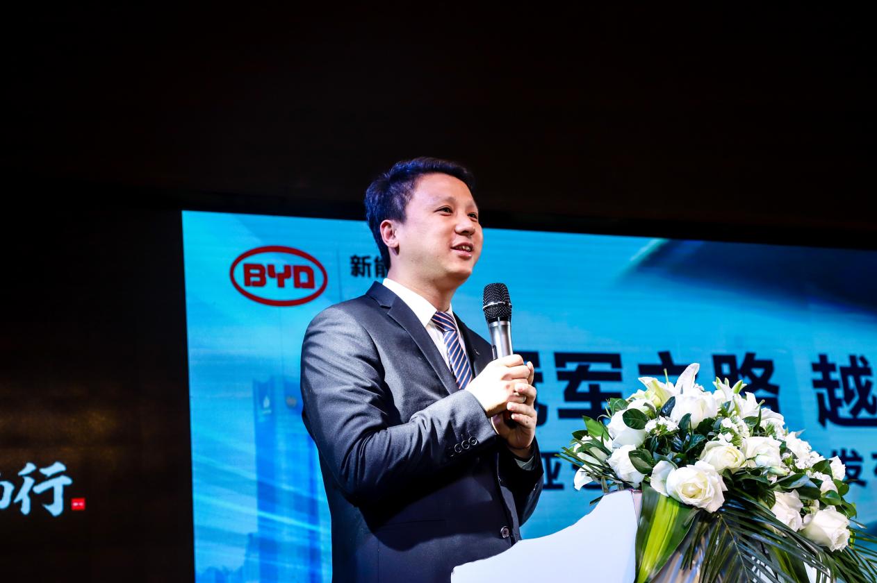 比亚迪冠军版轿车价格,比亚迪冠军版秦混动版