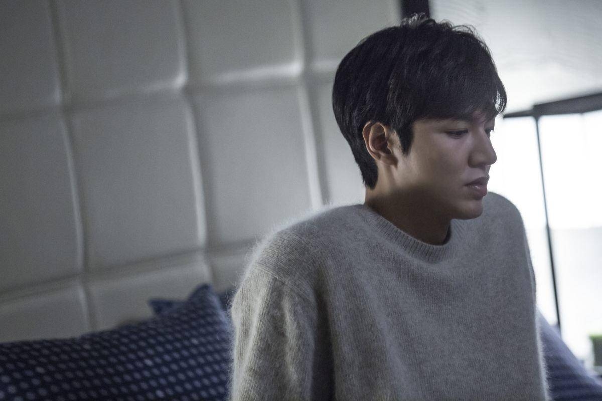 王俊凯卫生间唱歌视频,王俊凯被星探发现拍视频