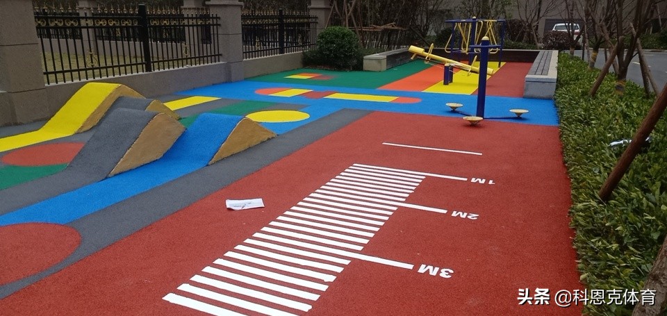 儿童epdm地垫施工全过程,幼儿园epdm塑胶地面