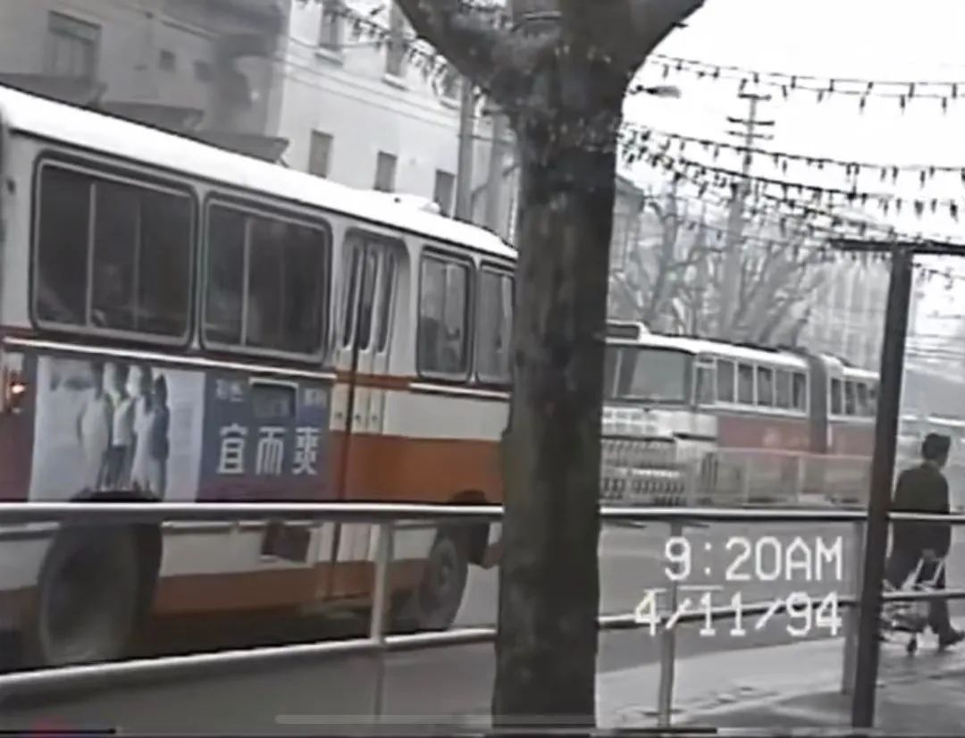 他的低清视频,把上海人看哭了