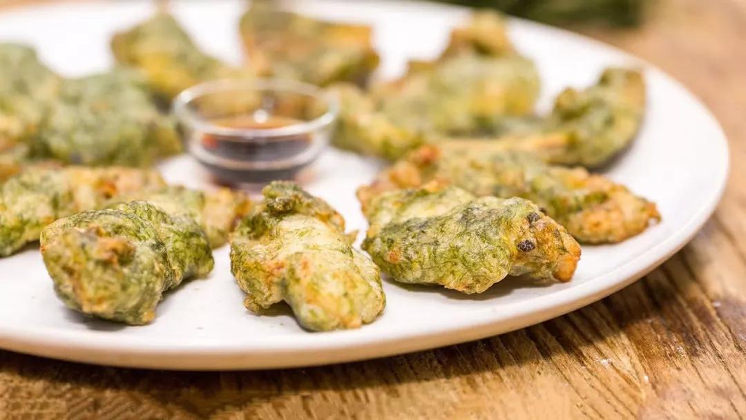 海苔、紫菜、裙带菜，是同一种东西吗？中国哪里的海菜最好吃？