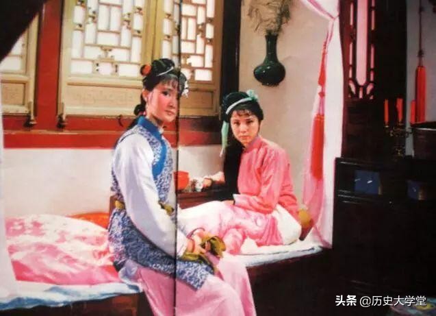 红楼梦男主有几个,红楼梦的男主是谁