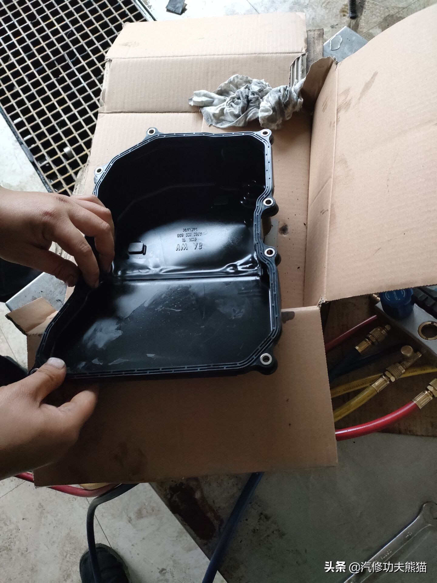 斯柯达昊锐烧机油维修视频,大众斯柯达昊锐1.8t烧机油