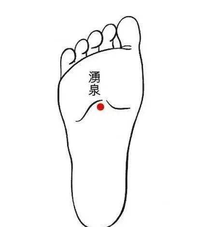 吃蒜能吃药么,吃蒜了能不能吃药