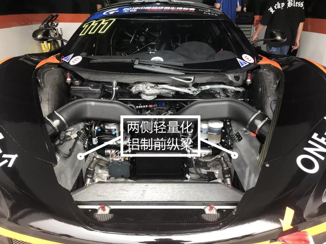 摸进韩寒的P房，看看民用车和赛车保养到底有什么区别？