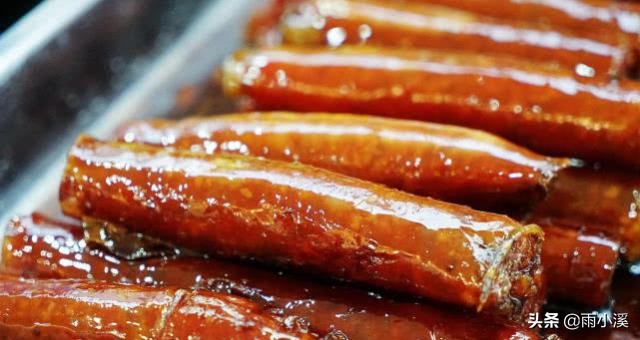 俄罗斯喝酒的下酒菜,俄罗斯人最爱喝的酒是什么