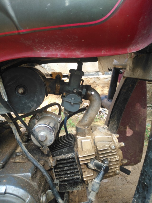 摩托车冒黑烟烧火花塞咋回事,摩托车冒白烟处理教程