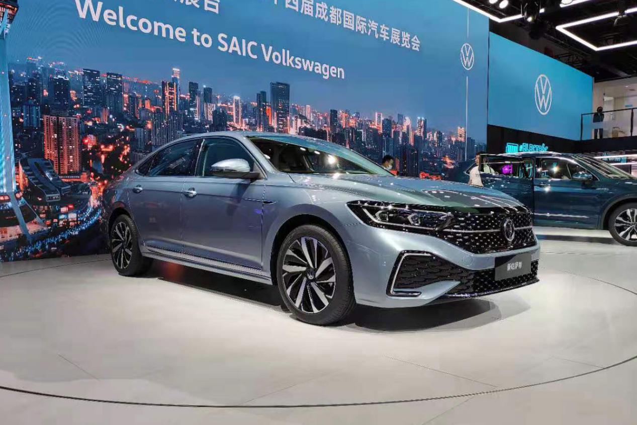 新款帕萨特选装丹拿多少钱,帕萨特2022款改丹拿音响多少钱