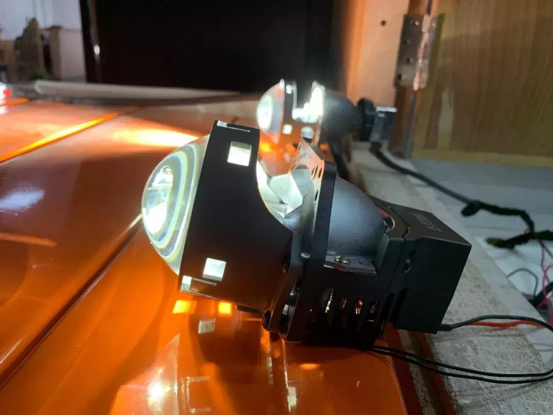 大灯改装透镜开灯视频教程,大灯改装灯芯