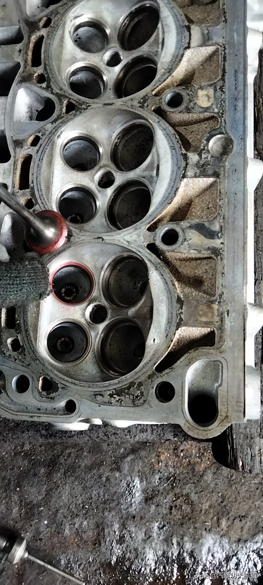 大众夏朗烧机油用什么燃油宝,2012款夏朗2.0t烧机油怎么处理