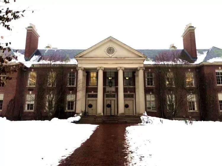 迪尔菲尔德学院好吗,迪尔菲尔德学院