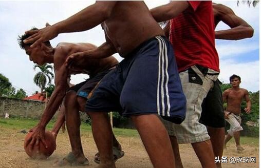 这也许是世界上最爱篮球的国家:菲律宾人为热爱逾越众多规则
