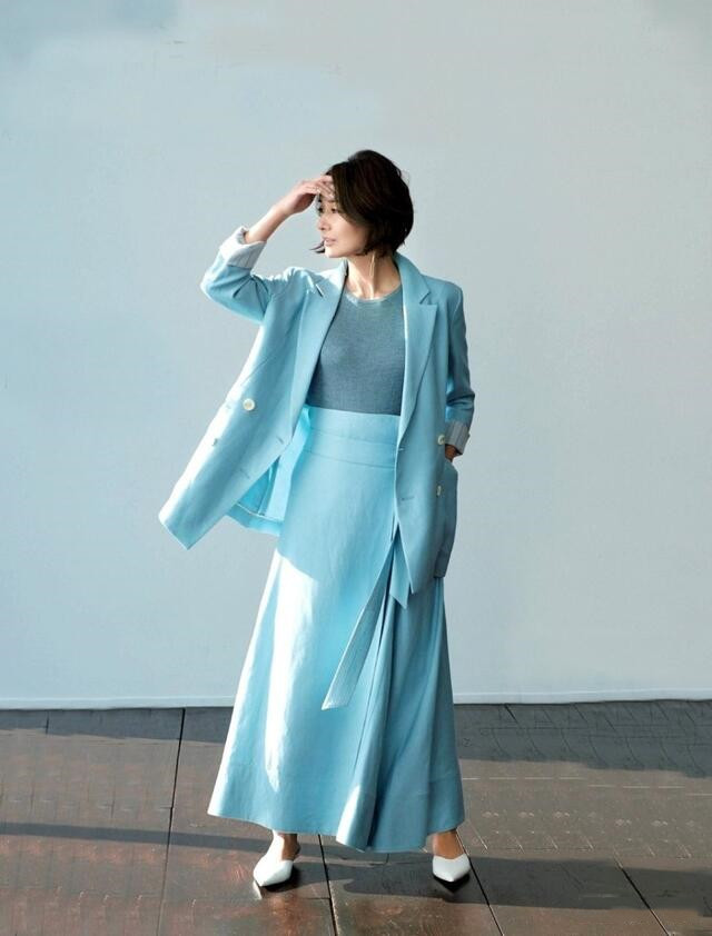 同色系一周穿搭,3秒学会超简单同色系穿搭