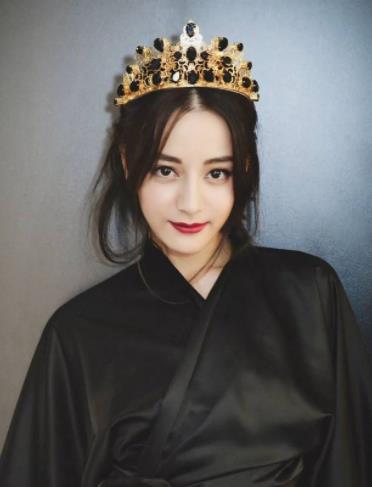 lisa看到王嘉尔回应视频什么反应,lisa看到王嘉尔回应视频