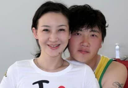 虚伪的孙楠:出轨离婚却反咬一口,“热爱国学”毁了女儿一生