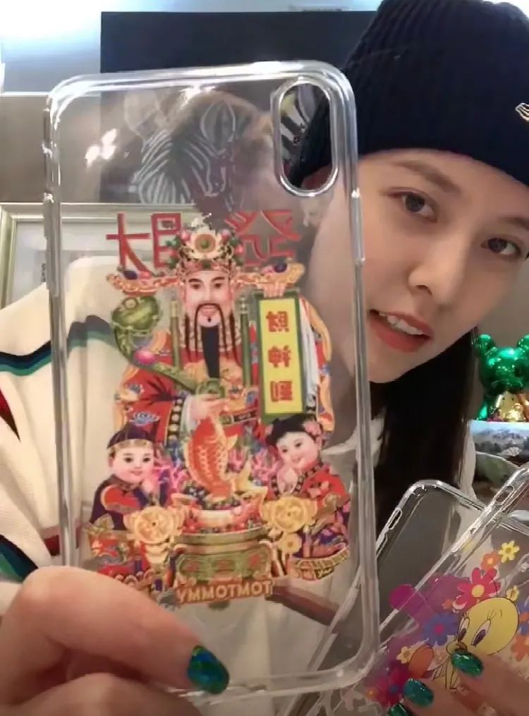 宋妍霏太好看了,宋妍霏推荐好物护肤