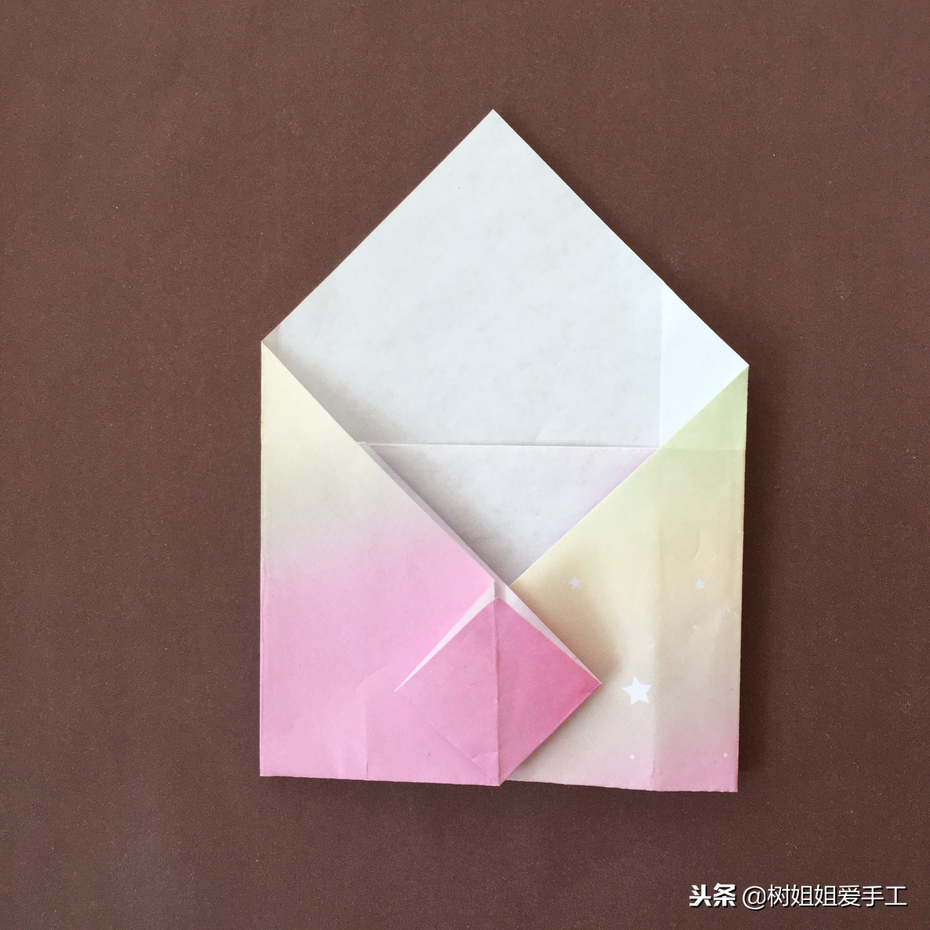 带翅膀的信封手工折纸,亲子折纸卡纸