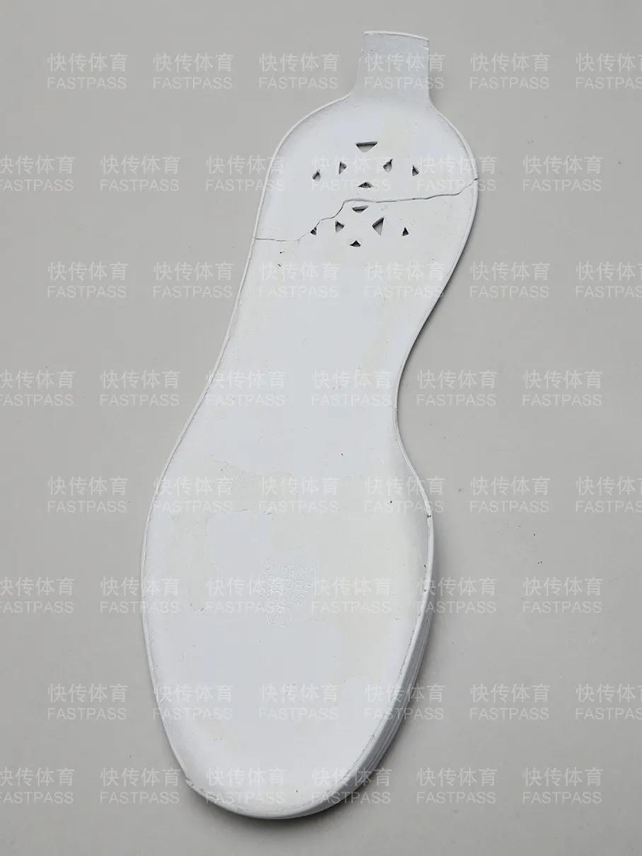 puma篮球鞋clydehardwood挤脚吗,pumaclydehardwood篮球鞋怎么样