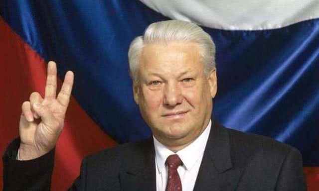 俄罗斯富豪白手起家,俄罗斯普京怎么搞定寡头的