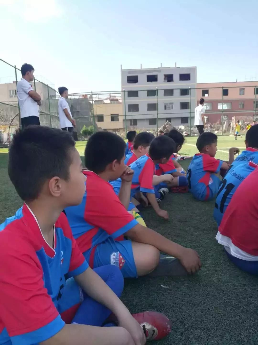 中国足球青训训练营,中国足球名宿团