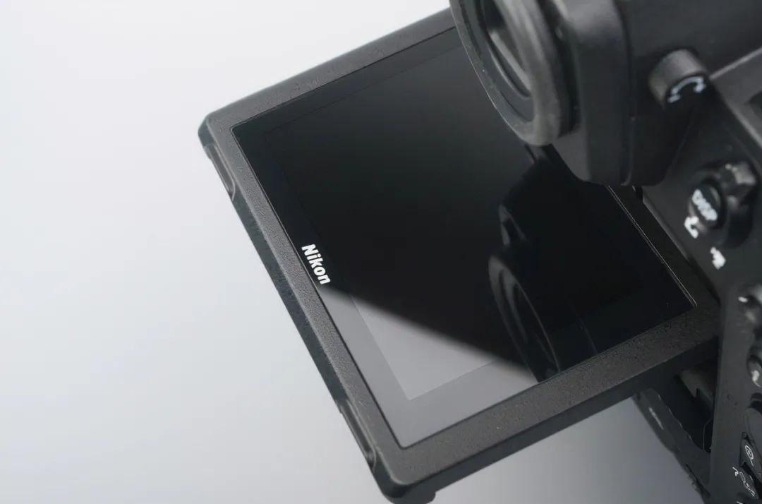 灏煎悍z100-400璇勬祴,灏煎悍z70-2002.8s