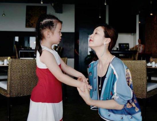 8大“海岩女郎”现状：有人幸福美满，有人嫁伪豪门老公负债过亿