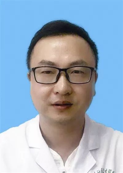 向广大患者致以新春的问候,向全国广大医务者祝贺医师节