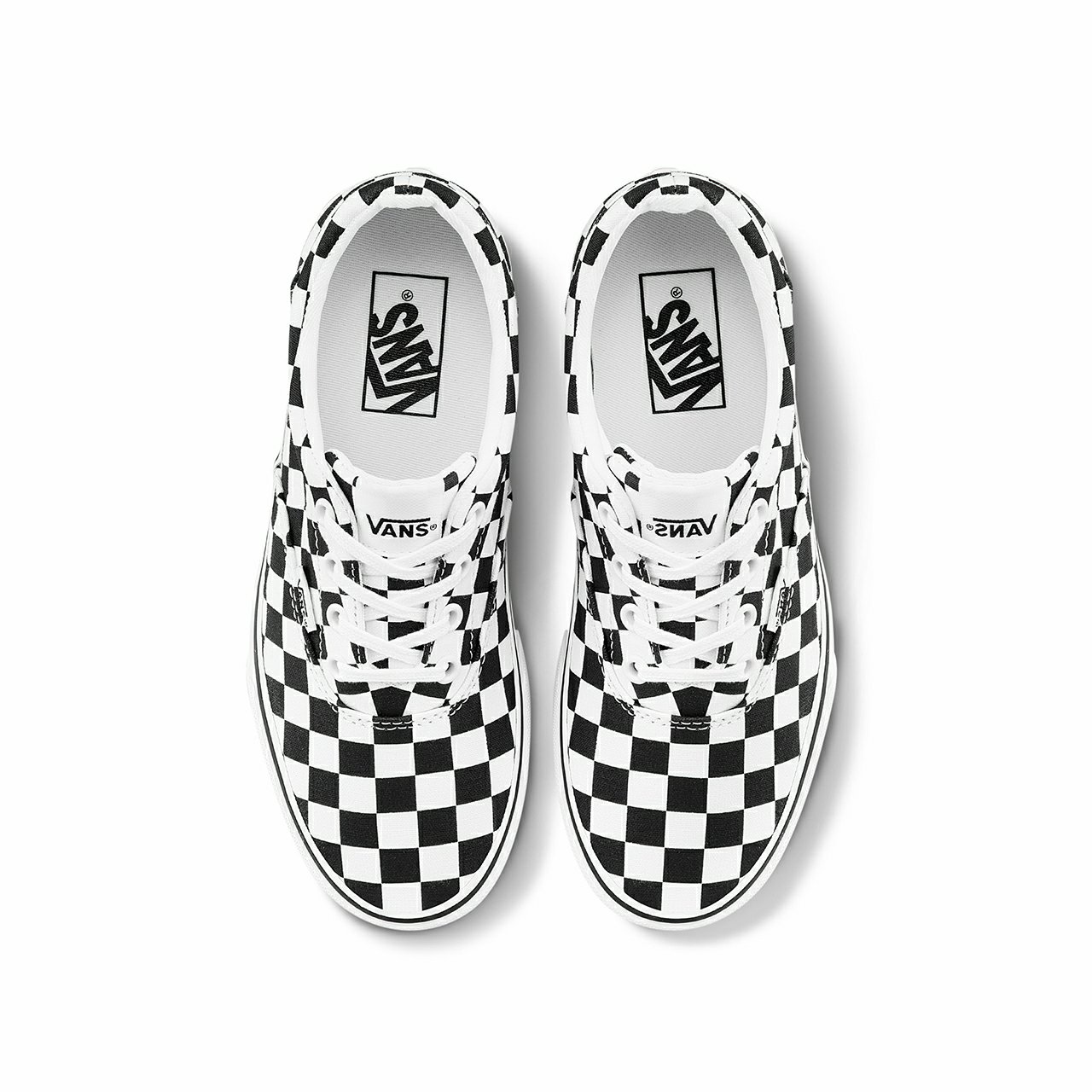 棋盘格女孩,棋盘格元素天生自带酷感