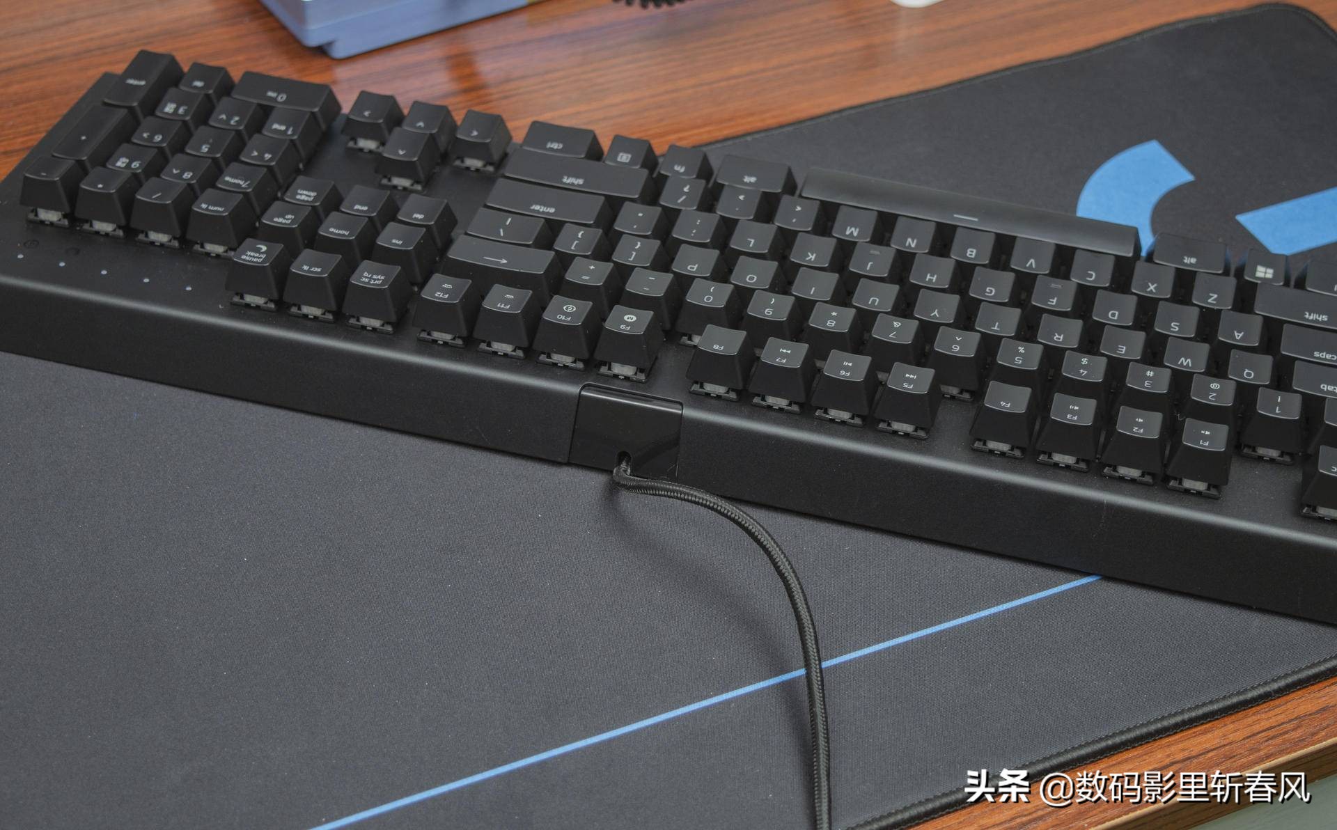 雷蛇黑寡妇蜘蛛幻彩版v2价格,雷蛇黑寡妇蜘蛛x幻彩版怎么清洗