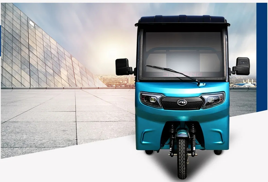 电动三轮车封闭和敞开哪个好,三轮车选三开还是半封闭