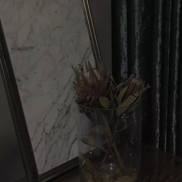 暗黑系朋友圈背景图高级质感,高冷背景图女生暗黑系