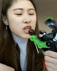 回复领导的辛苦了高情商回复,当有人说你辛苦了如何神回复