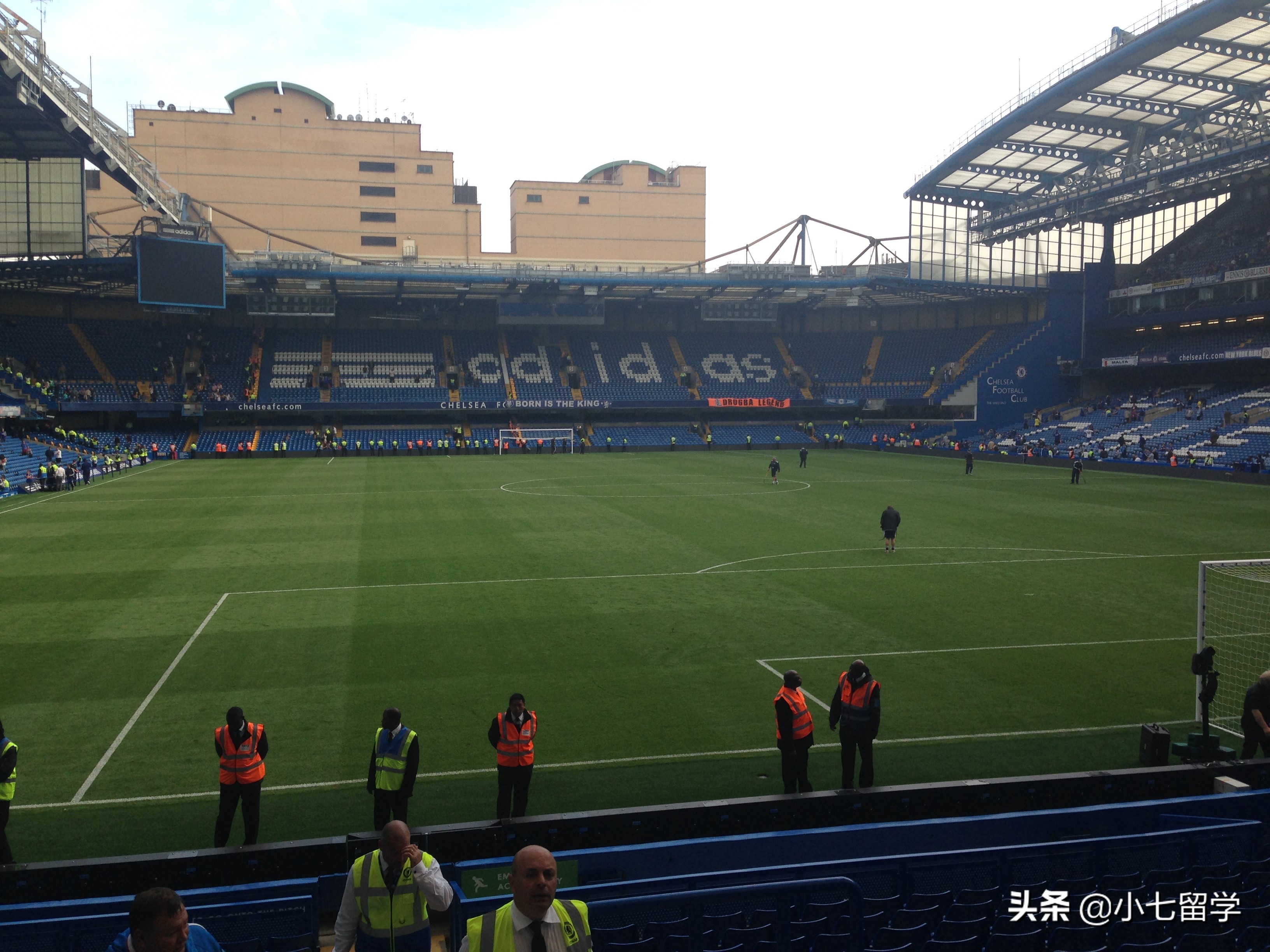 英国足球俱乐部最漂亮的球场,英国最大的足球场