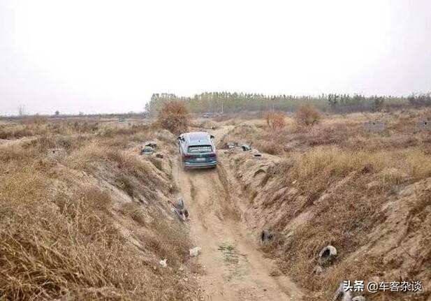 试驾全地形山地越野车,试驾全地形车