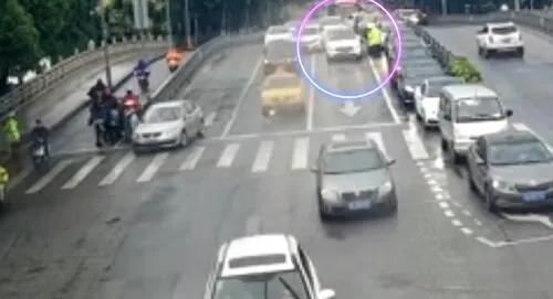 昆山市柏庐路口突发事件,昆山柏庐路口突发事件