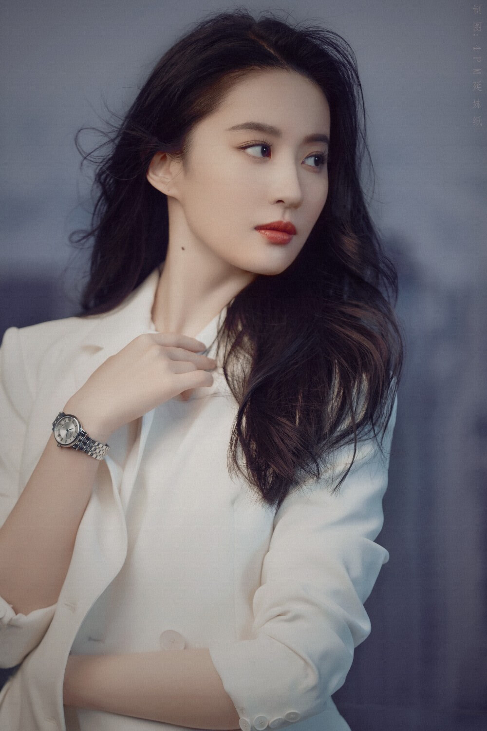 蒜头鼻怎么才能修成精致小翘鼻,如何练成小翘鼻