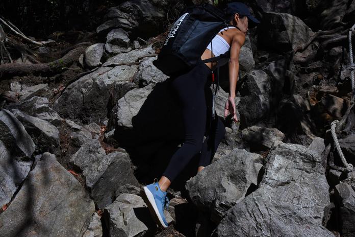 国货之光户外鞋测评,小姐姐测评鞋