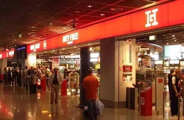 免税店买化妆品能便宜多少钱,怎样知道免税店有没有打折