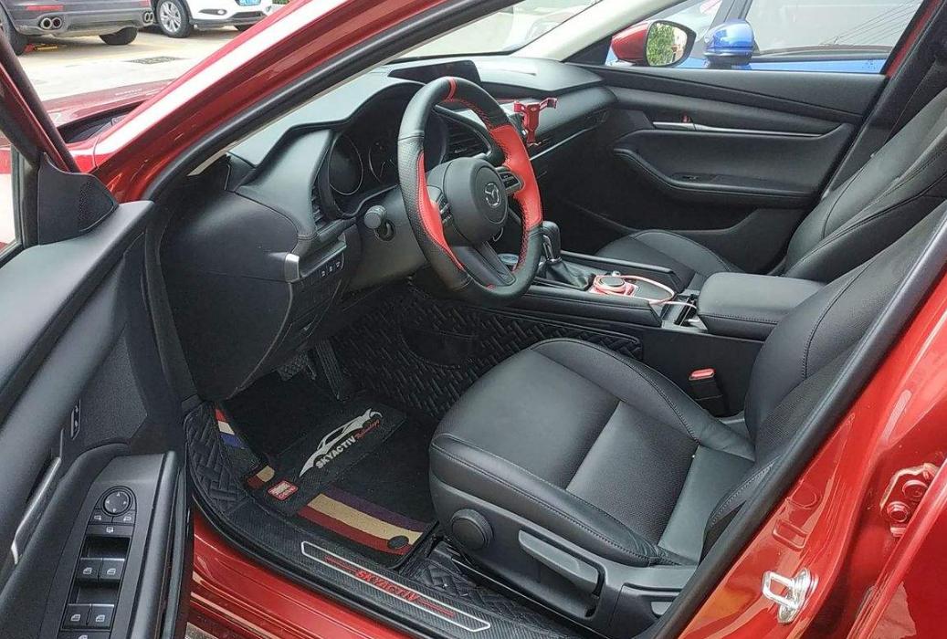 进口马自达昂克赛拉两厢2.0多少钱,2016东瀛宝马昂克赛拉多少钱