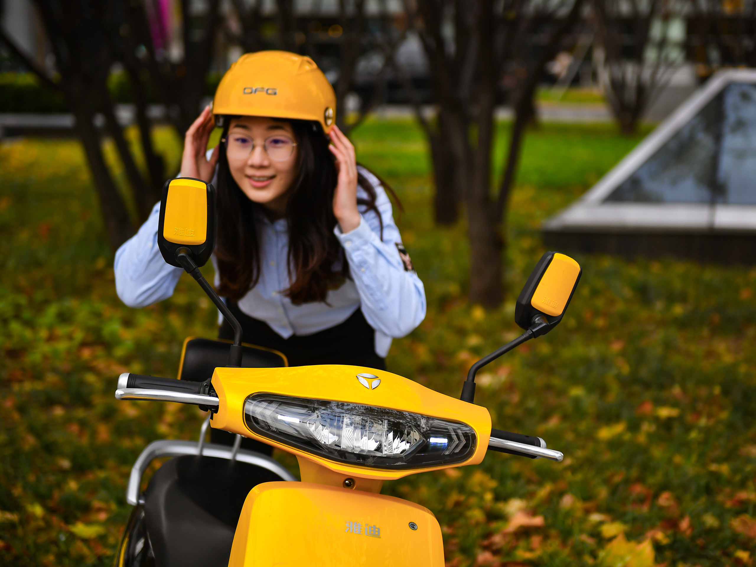 雅迪e2s测评,雅迪电动车b20测评