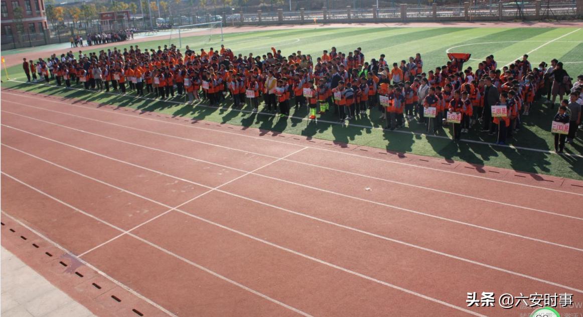 全市中小学生校园足球赛开赛,小学足球联赛校长杯开幕式