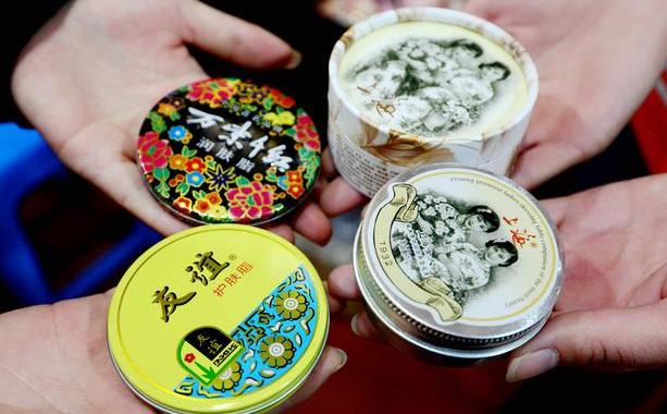 毛孔粗大收缩毛孔最有效测评 (缩小毛孔粗大的产品涂抹)