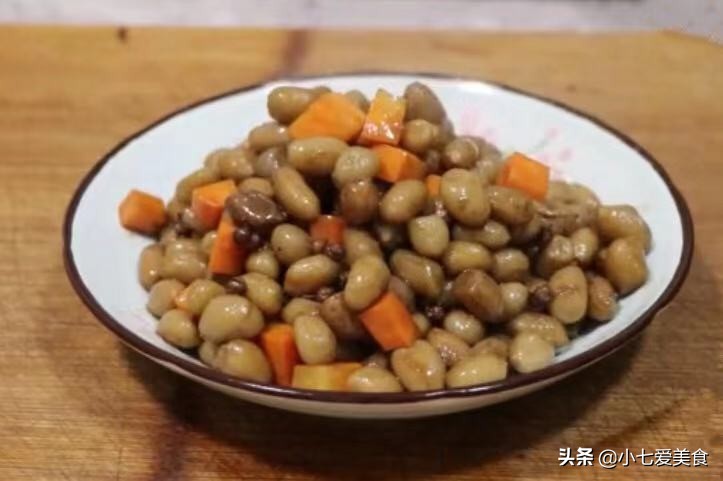 煮花生米煮熟了要盖锅盖吗,煮花生米时要不要扒拉扒拉