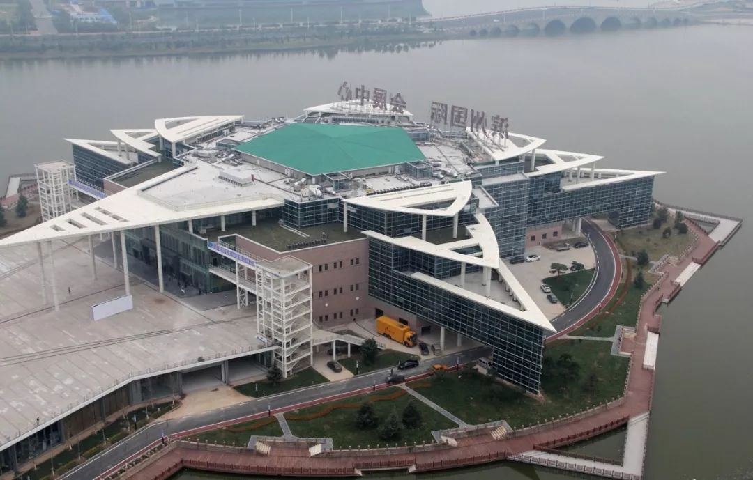 重庆来福士世界十大好看建筑,和重庆来福士相似的建筑