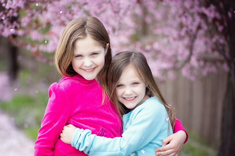 35mm和50mm定焦镜头拍视频哪个好,摄影师遇到的难题